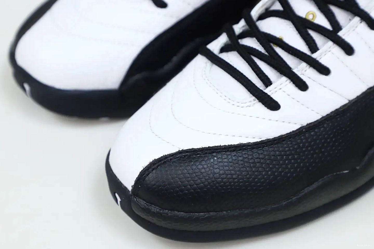 JORDAN Kimikick 12 'ROYALTY' RETRO AIR 0605